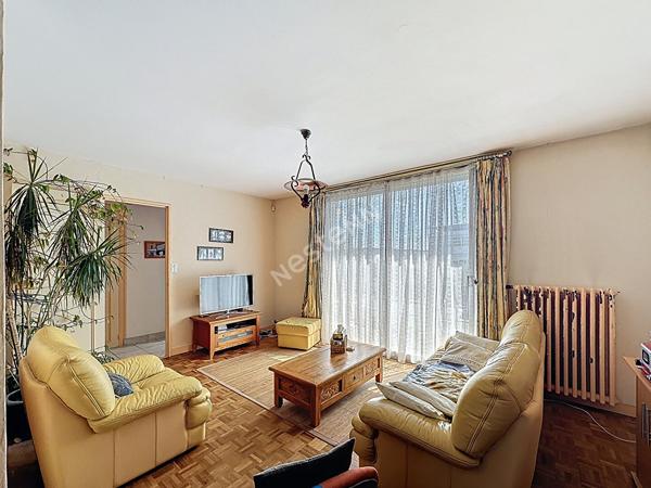 Grande maison familiale 121 m², 5 chambres, sous-sol complet et terrain de 500 m²