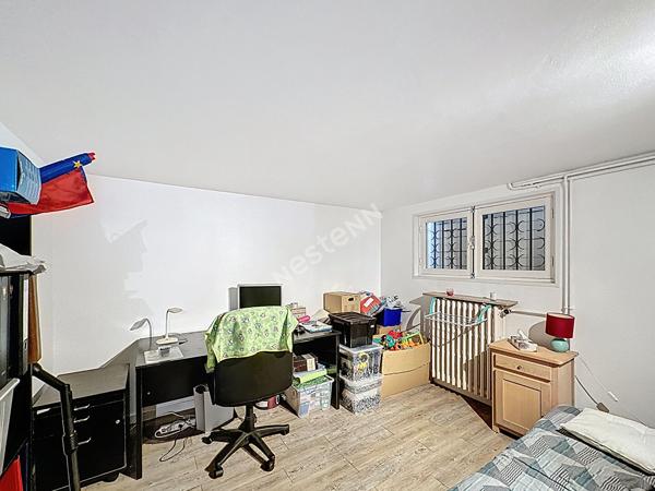 Grande maison familiale 121 m², 5 chambres, sous-sol complet et terrain de 500 m²