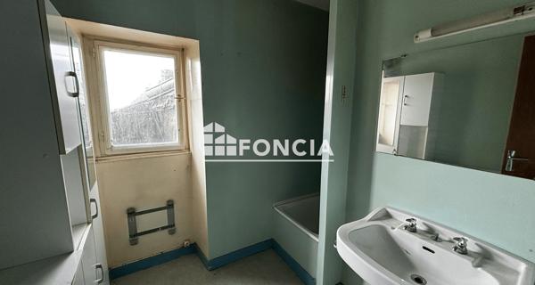 À vendre Maison 5 pièces 133.42 m² - Fresnay-sur-sarthe 72130
