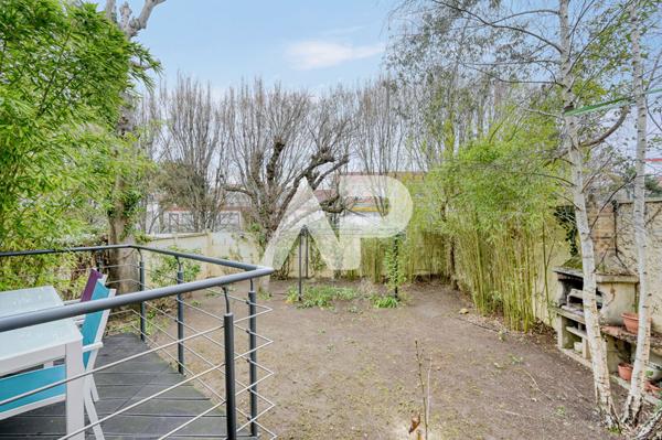 Maison Rueil Malmaison 6 pièce(s) 135 m2 960 000 € **  - Référence  15971