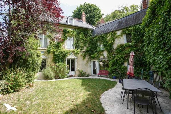 Maison à vendre 544 440 € Rochecorbon 6 p 190 m² DPE D