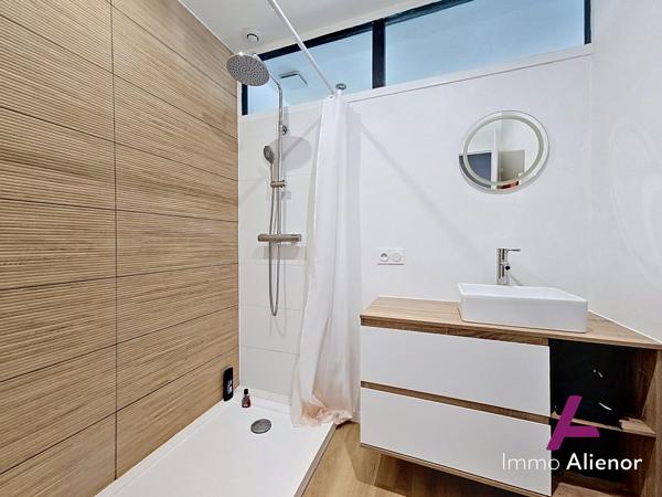 Maison contemporaine 128 m² rénovée – 3 à 4 ch – Centre Le Barp