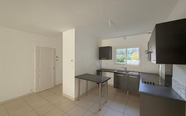 Maison à vendre    4 pièces •  Breuillet