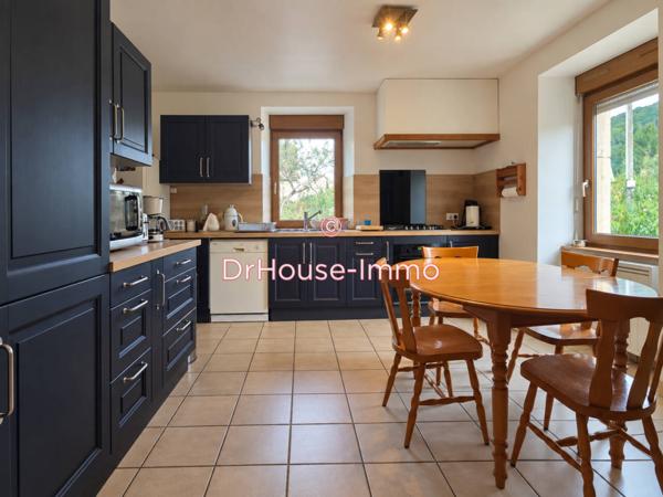 Maison à vendre 8 pièces de 210 m²