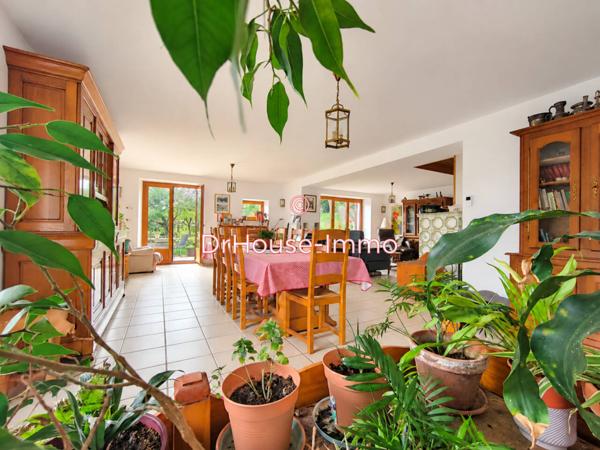 Maison à vendre 8 pièces de 210 m²