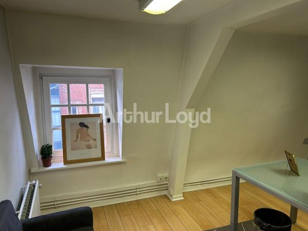 Immeuble indépendant de bureaux à vendre - 426 m² - Emplacement premium Lille centre / Vieux-Lille