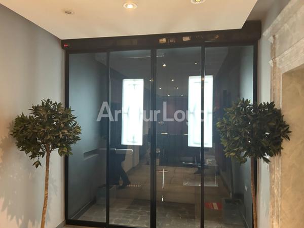 Immeuble indépendant de bureaux à vendre - 426 m² - Emplacement premium Lille centre / Vieux-Lille