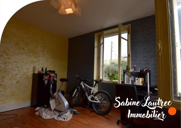 Burlats (81100) Secteur Les Salvages — Maison Bourgeoise au Charme Authentique à Rénover