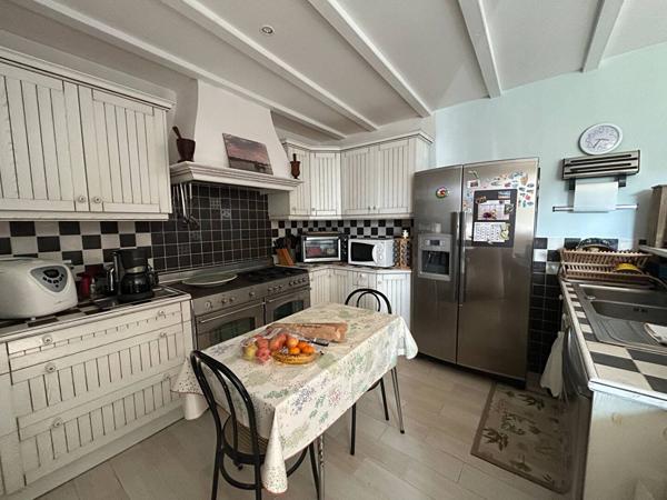 MAISON à SAINT PALAIS SUR MER