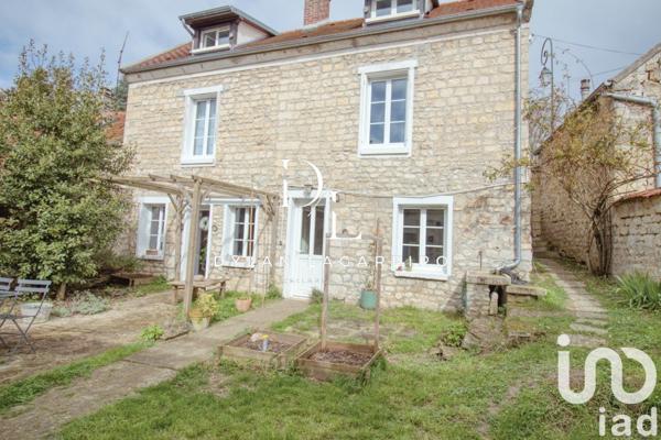 Maison 4 pièces de 91 m² à Nesles-la-Vallée (95690)