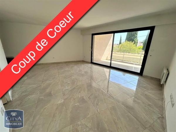 Appartement à louer 4 pièces 80.22m² Istres (13800)