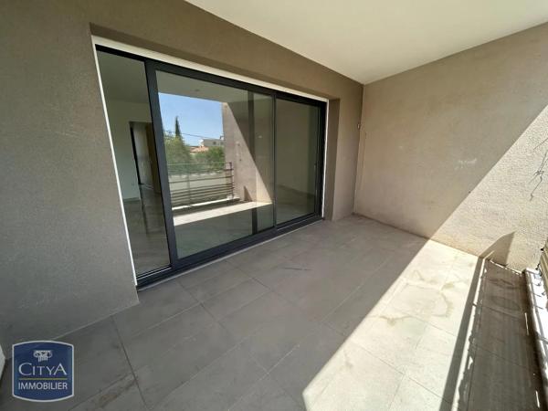Appartement à louer 4 pièces 80.22m² Istres (13800)