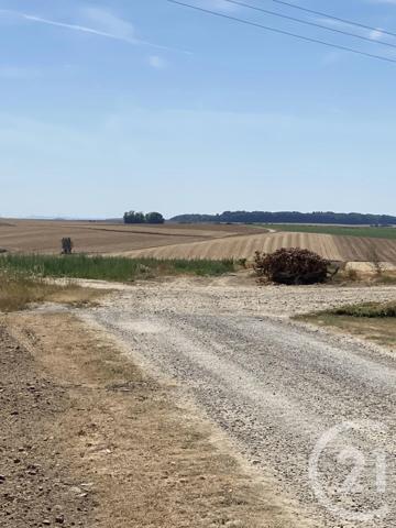Terrain à vendre  2430 m 2   GUYENCOURT SAULCOURT  - 80