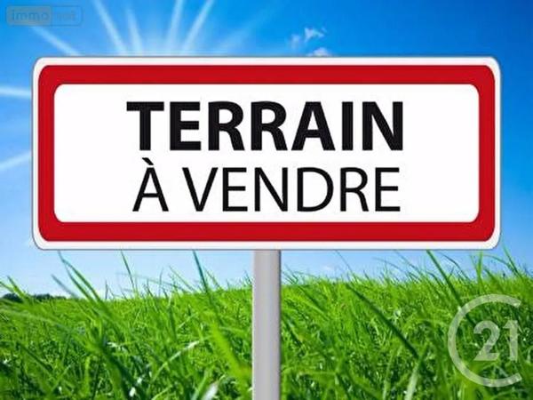Terrain à vendre  2430 m 2   GUYENCOURT SAULCOURT  - 80