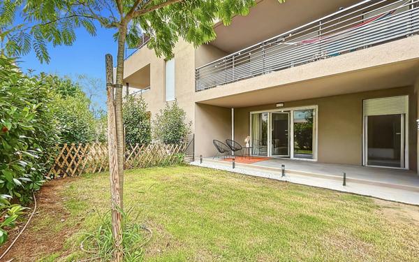 Appartement à vendre    2 pièces • 45,48 m2 Fréjus