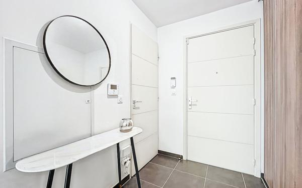 Appartement à vendre    2 pièces • 45,48 m2 Fréjus