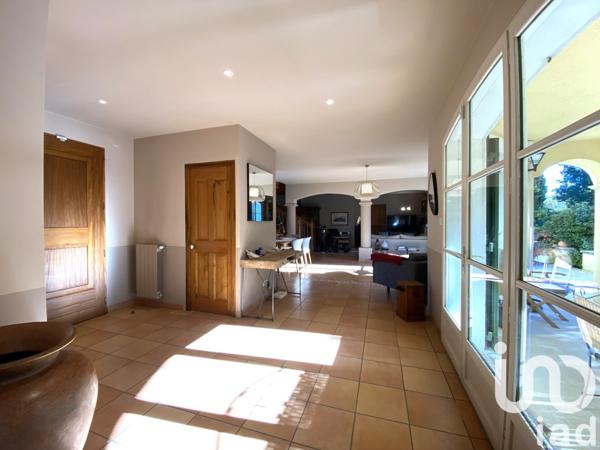 Maison à vendre 7 pièces 204 m² Carpentras