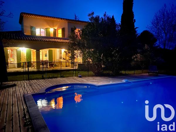 Maison à vendre 7 pièces 204 m² Carpentras