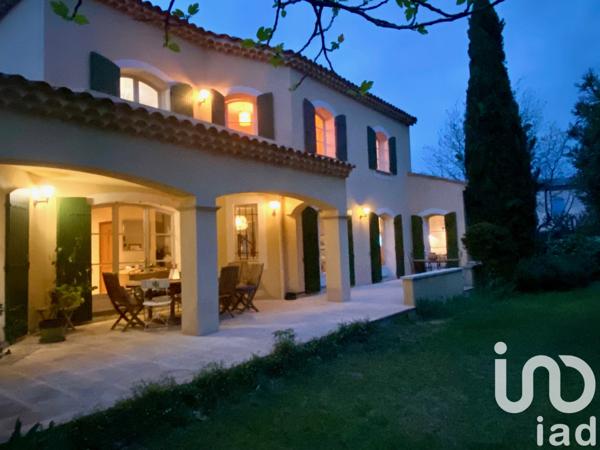 Maison à vendre 7 pièces 204 m² Carpentras