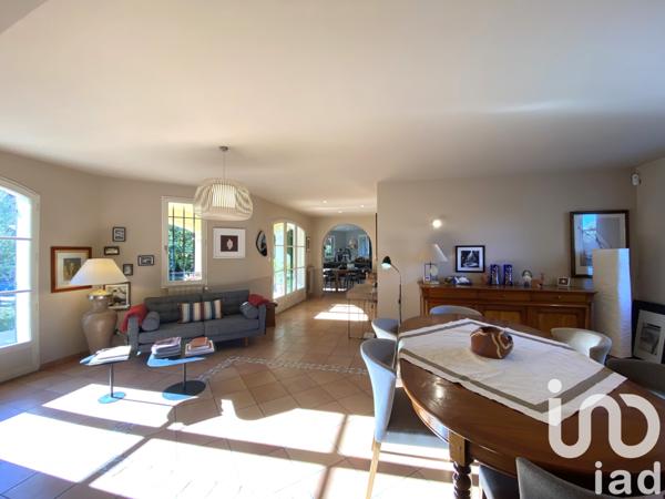 Maison à vendre 7 pièces 204 m² Carpentras