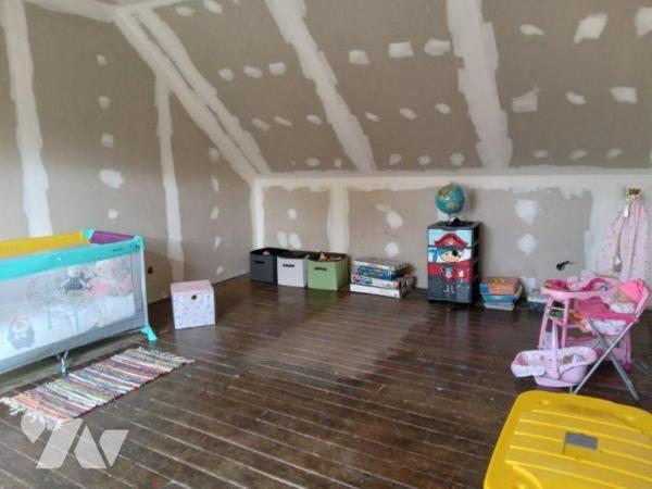 Maison d'habitation comprenant :
- une cave,
- au rez-de-chaussée : couloir, bureau, une cham...