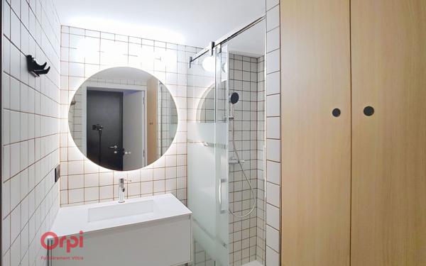 Appartement à louer    2 pièces • 42,75 m2 Rezé