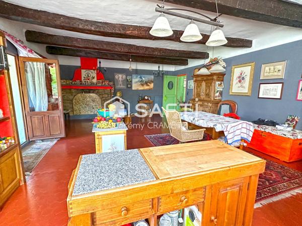 Belle propriété comportant une Bastide de 220m² + 2 Gites