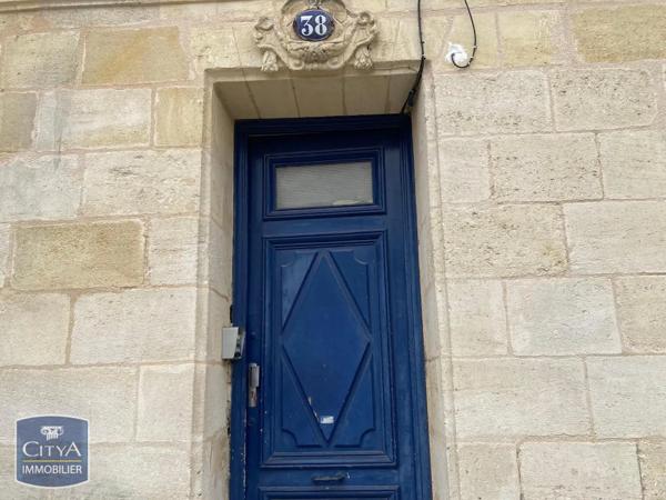 Appartement à louer 2 pièces 32m² Bordeaux (33000)