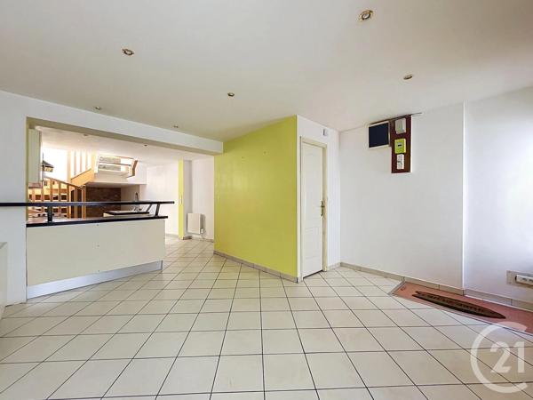 Maison à vendre  3 pièces - 80,21 m 2   COMPIEGNE  - 60