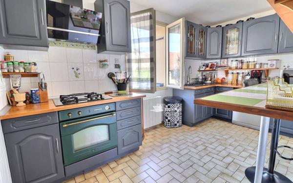 Maison à vendre    6 pièces • 98,87 m2 Le Mée-sur-Seine