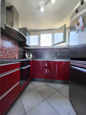 Marignane (13700) APPARTEMENT 4 PIECES CONTEMPORAIN DERNIER ETAGE