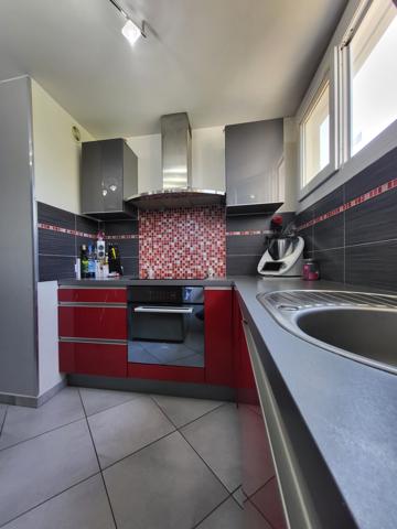 Marignane (13700) APPARTEMENT 4 PIECES CONTEMPORAIN DERNIER ETAGE