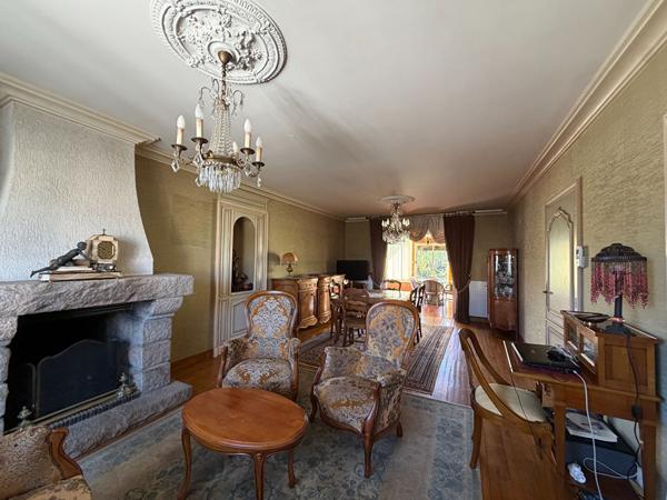 Maison Saint-Martin-des-Champs 7 pièce(s) 143 m²