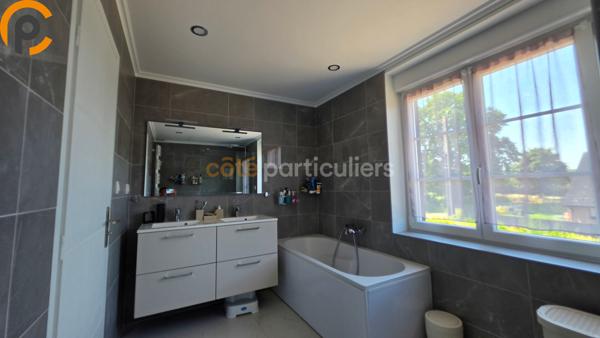 Vente
                Maison145 m² - 8 Pièces -
                    ORCHIES (59310)