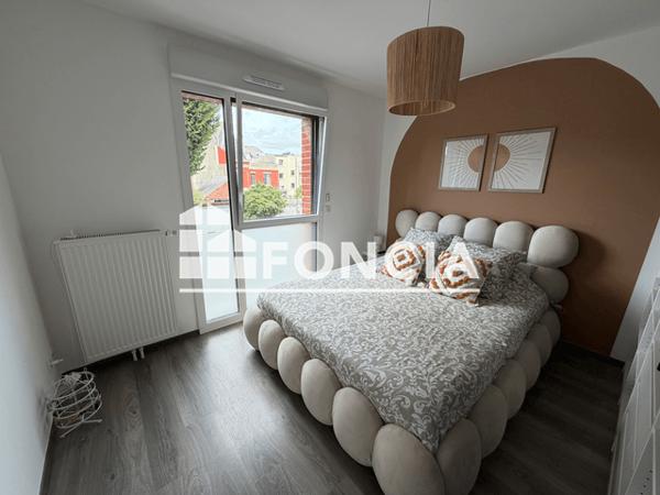 Location Appartement 2 pièces 44.03 m² - 32 RUE D'ACHICOURT Arras 62000