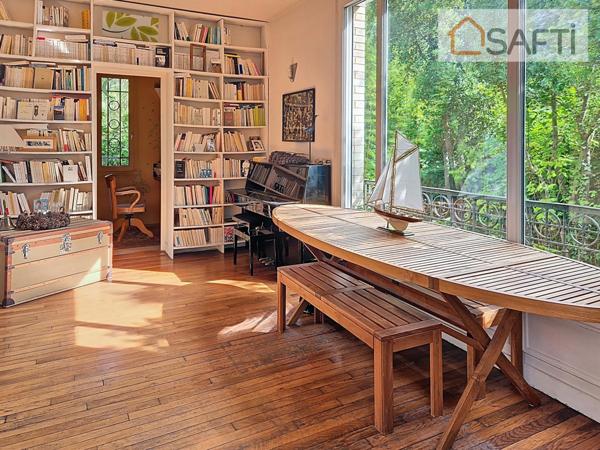 Jolie meulière à 6 min du RER A et 3 min des commerces de la rue Saint-Hilaire