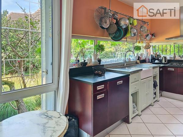 Jolie meulière à 6 min du RER A et 3 min des commerces de la rue Saint-Hilaire