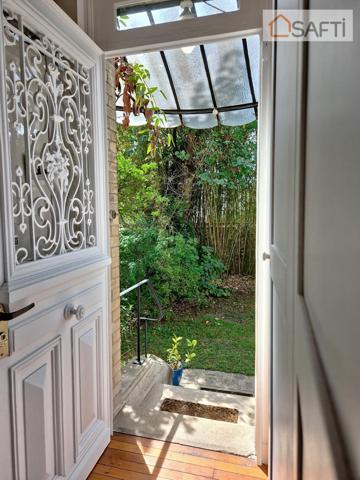 Jolie meulière à 6 min du RER A et 3 min des commerces de la rue Saint-Hilaire