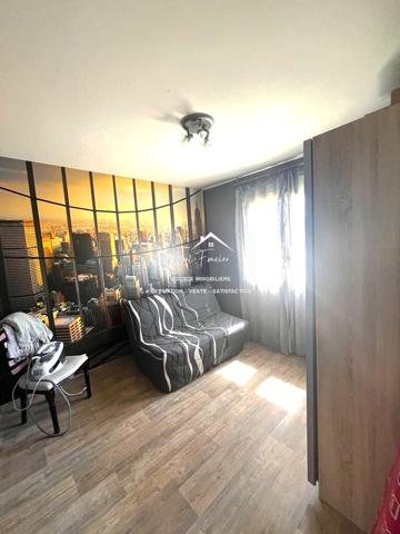 Maison plain-pied avec piscine