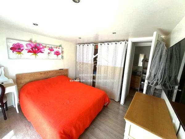 Maison plain-pied avec piscine