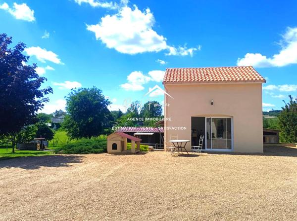 Maison plain-pied avec piscine