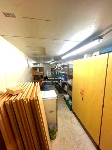 Maison plain-pied avec piscine