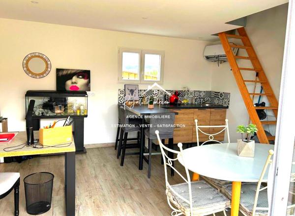 Maison plain-pied avec piscine