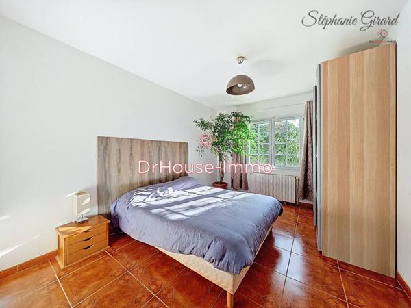 Maison à vendre 8 pièces de 200 m²