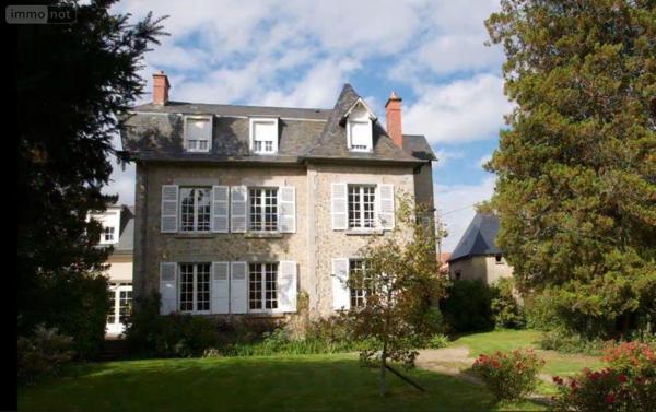 Maison de maître à vendre à Guéret en Creuse (23000), ref : 10986/736