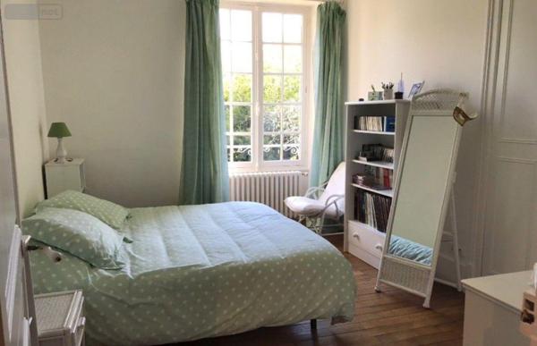 Maison de maître à vendre à Guéret en Creuse (23000), ref : 10986/736