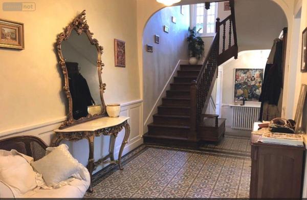 Maison de maître à vendre à Guéret en Creuse (23000), ref : 10986/736