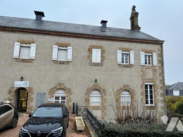 IMPORTANT ENSEMBLE IMMOBILIER - ALLIER - 03160