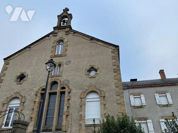 IMPORTANT ENSEMBLE IMMOBILIER - ALLIER - 03160