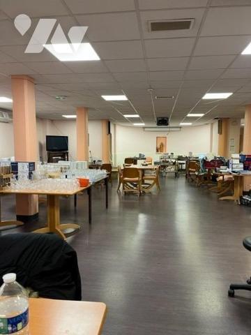 IMPORTANT ENSEMBLE IMMOBILIER - ALLIER - 03160